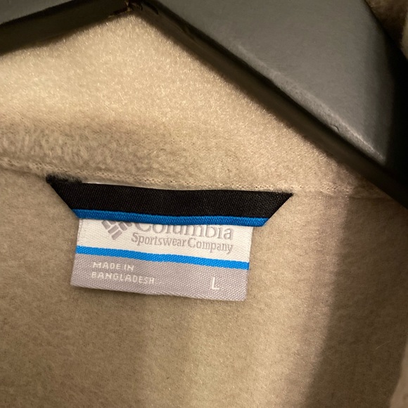 Columbia Vest - Picture 2 of 3